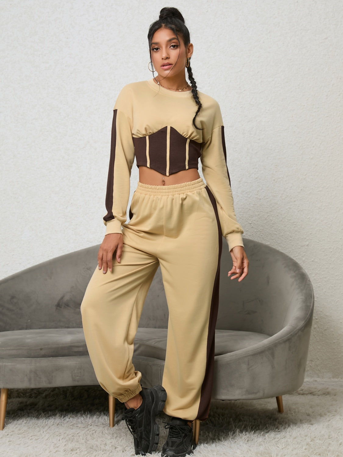 Contrast Sweatshirt and Sweatpants Set